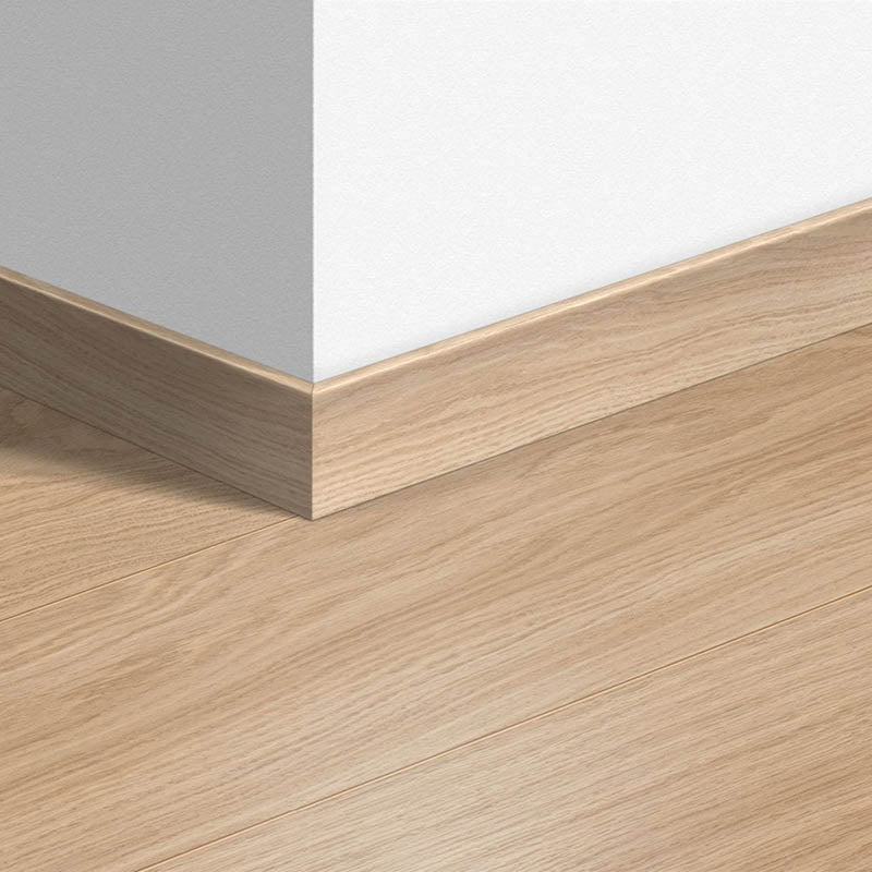 Перваз MDF Quickstep 1538 Дъб лакиран Бял 58x12мм QSSK01538 2.40м