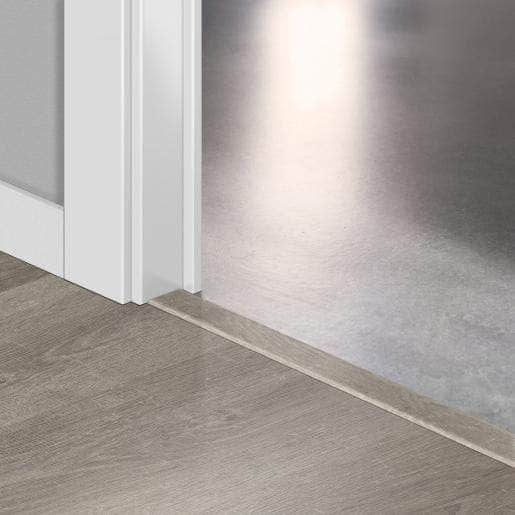 Лайстна MDF Incizo 3906 Дъб Венеция сив QSINCP03906 2.15м