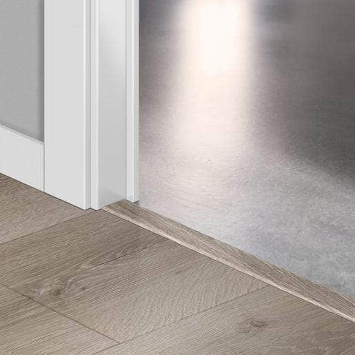Лайстна MDF Incizo 3552 Дъб пустинен сив четкан QSINCP03552 2.15м