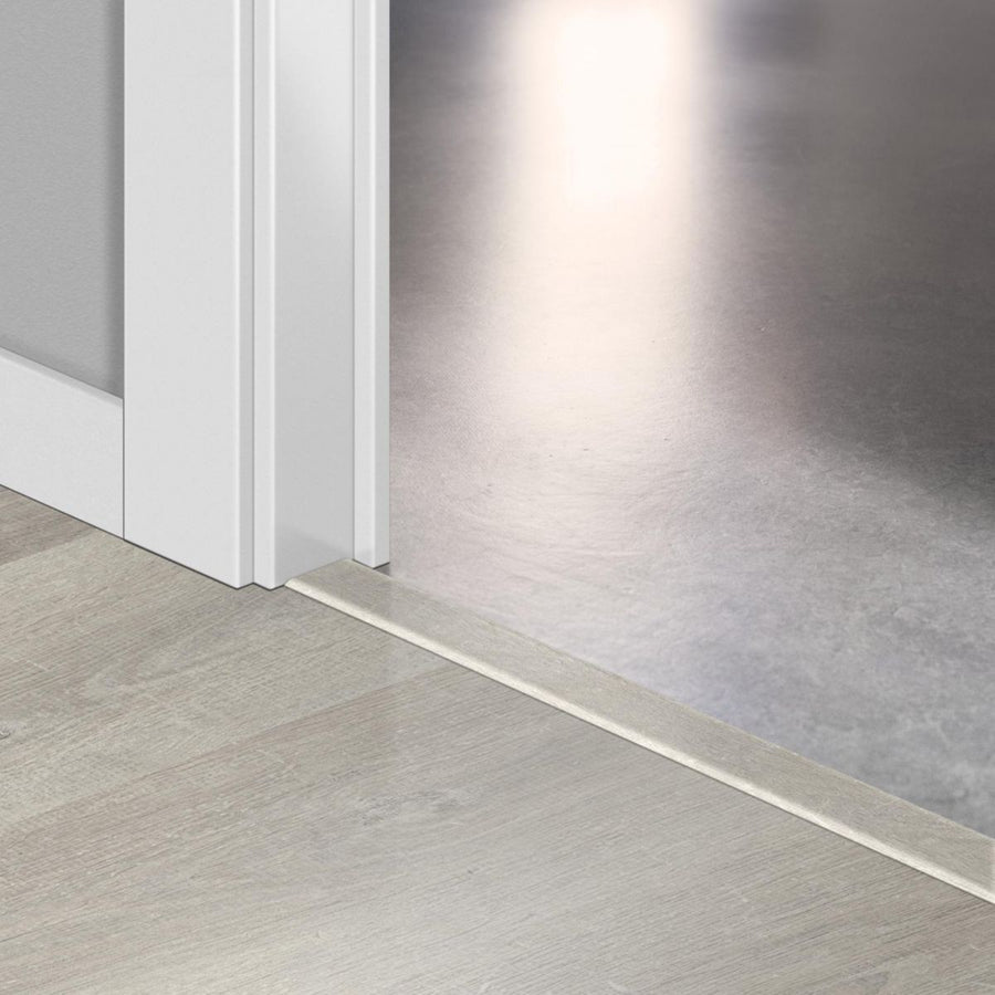 Лайстна MDF Incizo 3990 Дъб Венеция светъл QSINCP03990 2.15м