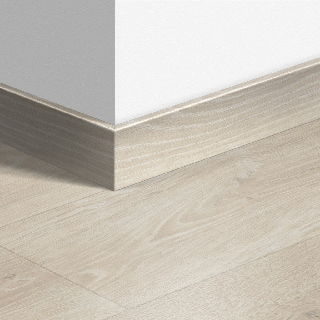 Перваз MDF Quickstep 3547 Дъб горски светлосив 77x14мм QSPSKR03547 2.40м