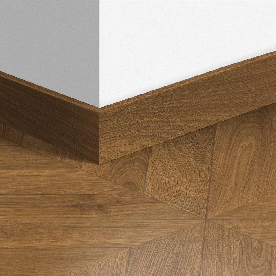 Перваз MDF Quickstep 4162 Дъб Шеврон кафяв 77x14мм QSPSKR04162 2.40м