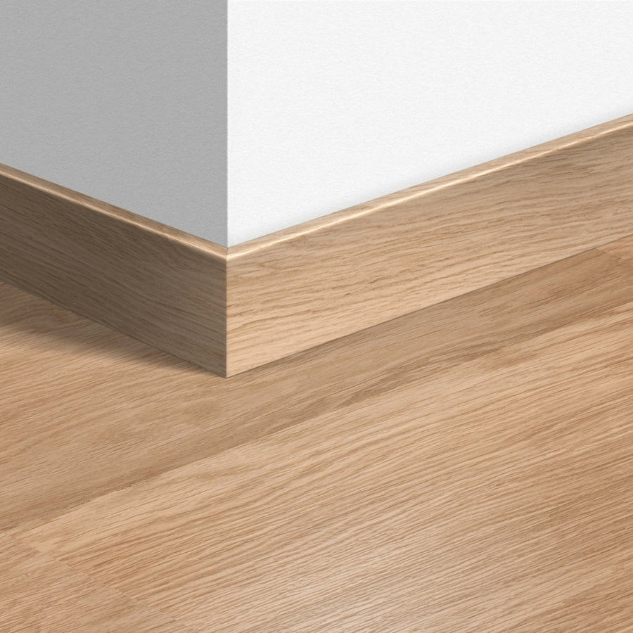 Перваз MDF Quickstep 915 Дъб бял лакиран 77x14мм QSPSKR00915 2.40м