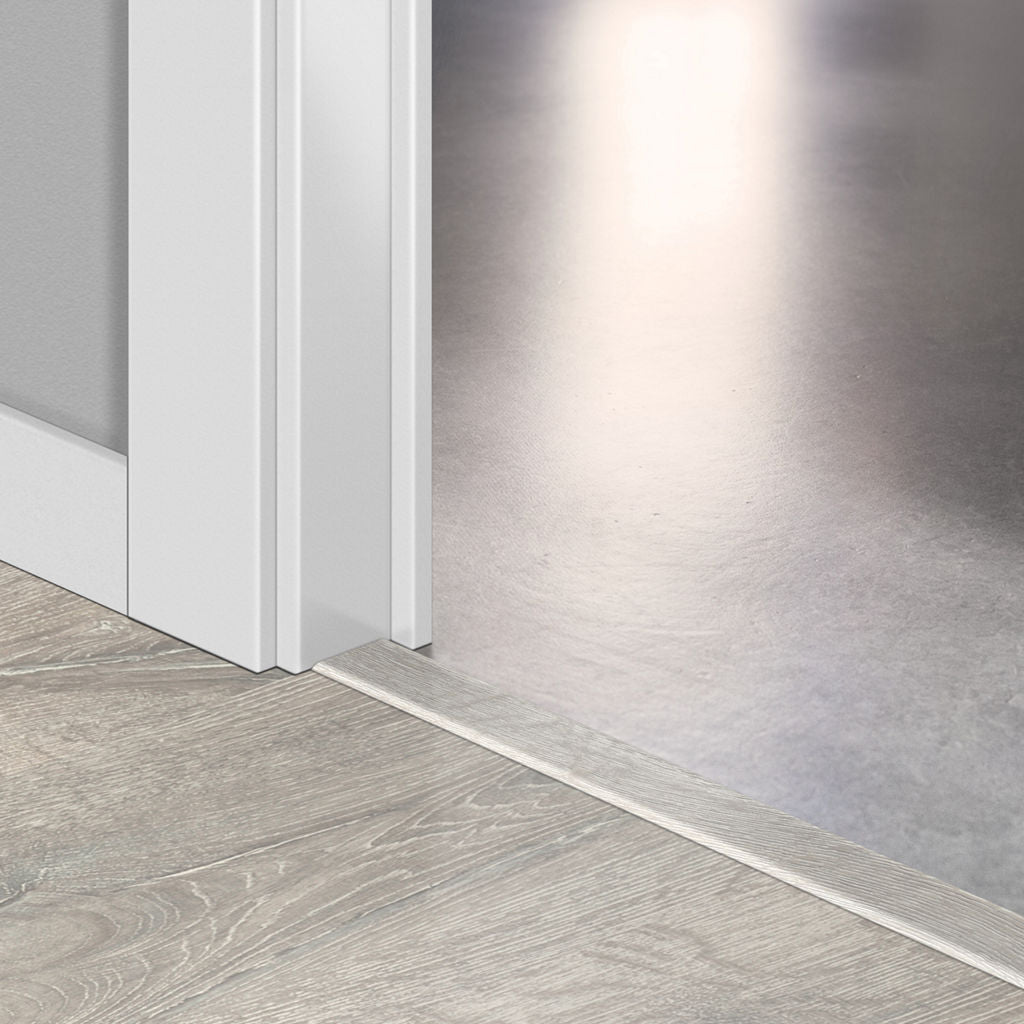 Лайстна MDF Incizo 1653 Дъб бяла патина QSINCP01653 2.15м