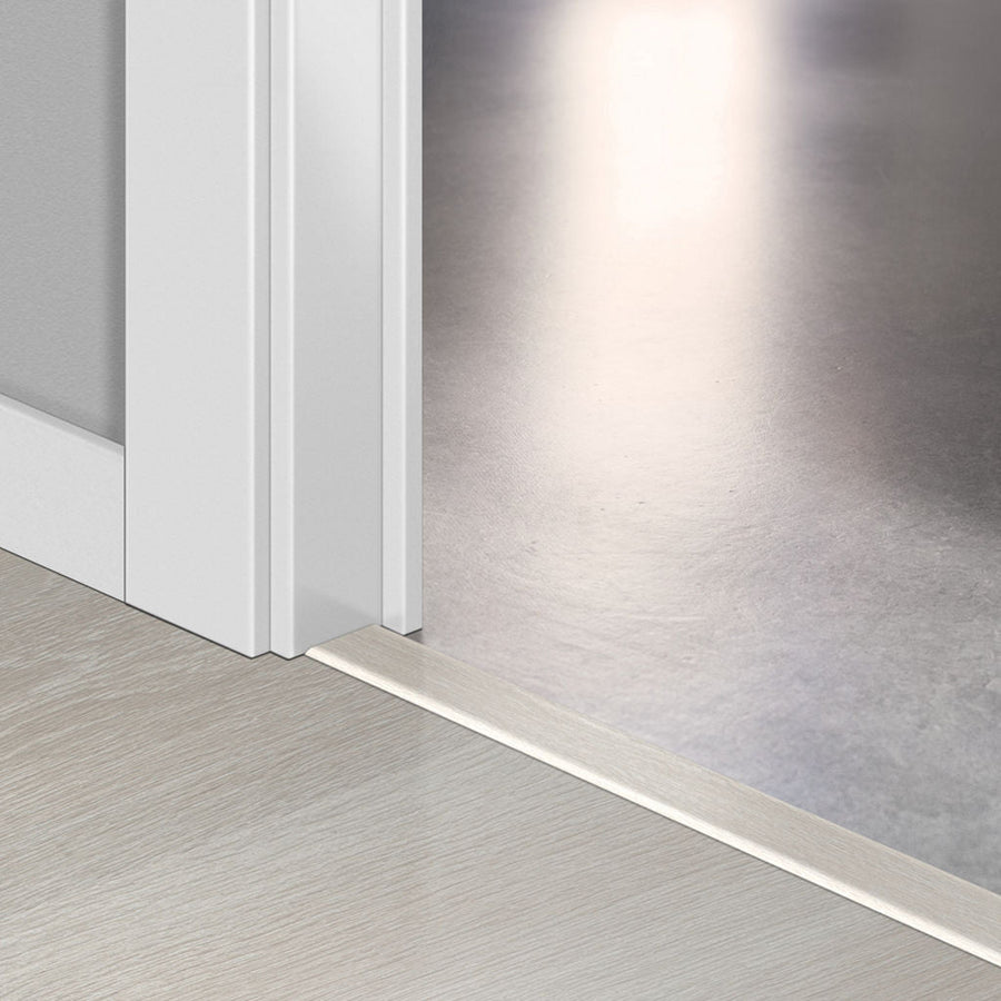 Лайстна MDF Incizo 3573 Дъб светлосив QSINCP03573 2.15м