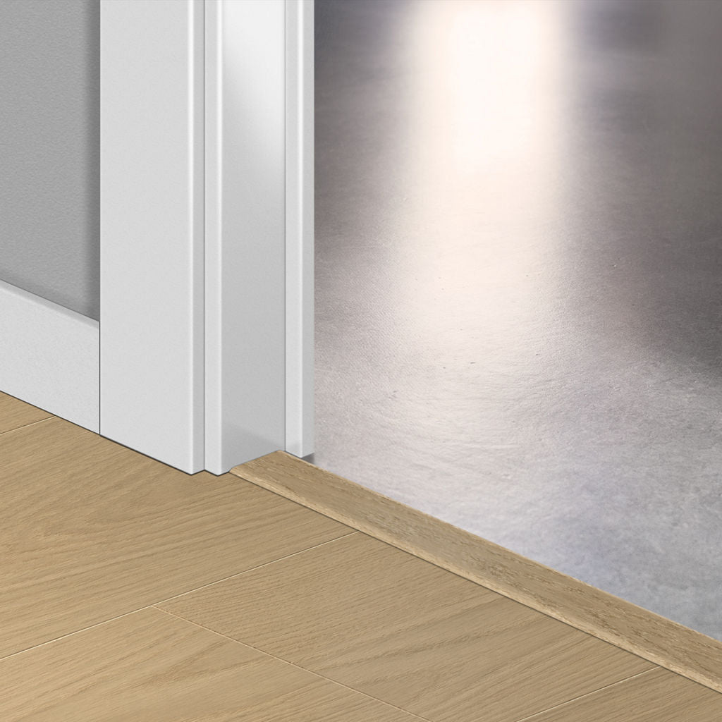 Лайстна MDF Incizo 4750 Дъб бежов лакиран QSINCP04750 2.15м