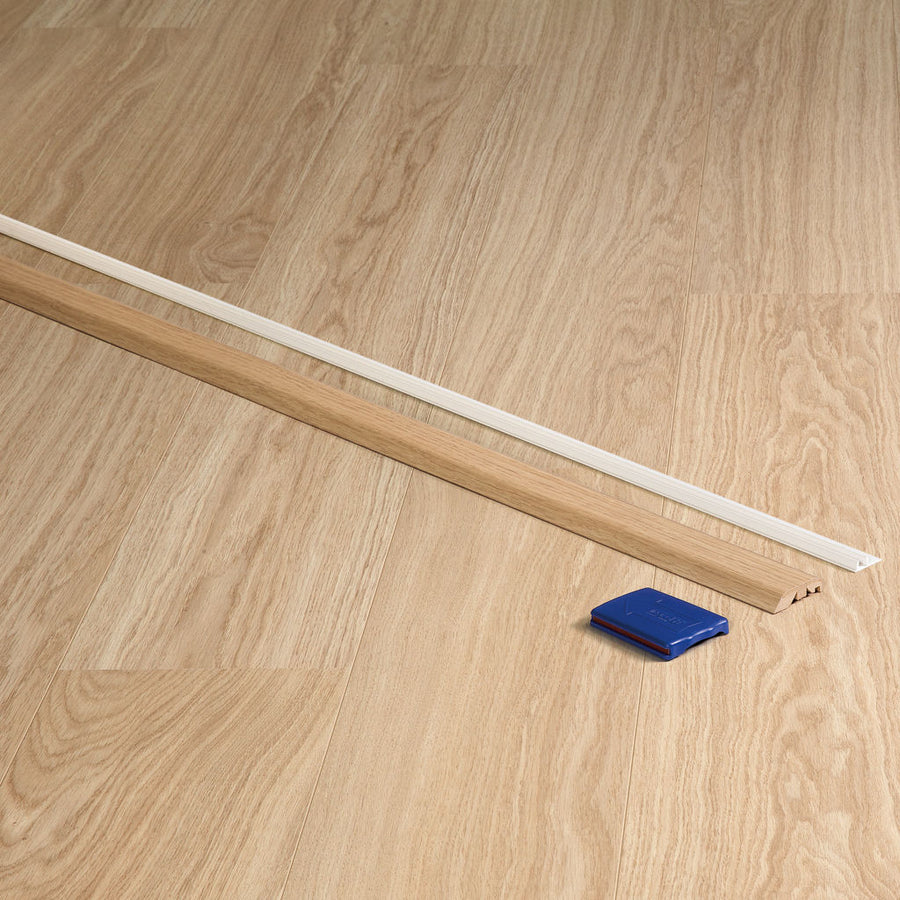Лайстна MDF Incizo 0896 Дъб натурален лакиран QSINCP00896 2.15м