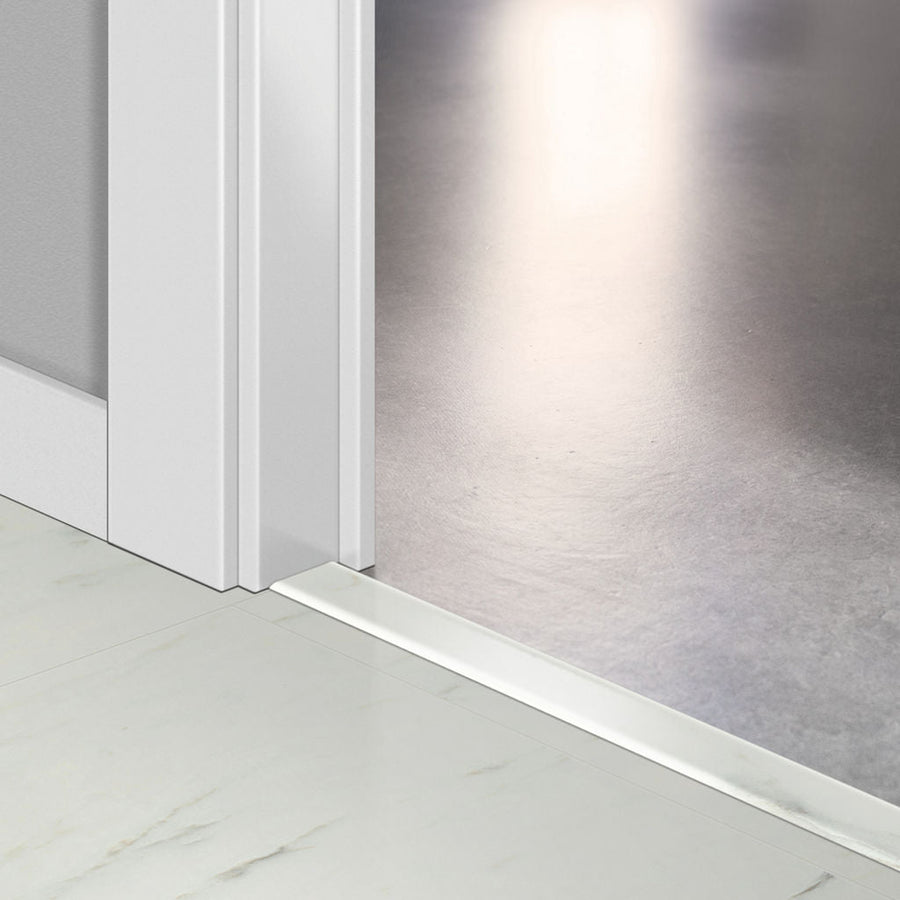 Лайстна PVC Incizo 40136 Бял мрамор Карара QSVINCP40136 2.00м