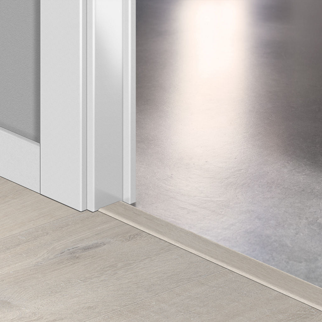 Лайстна PVC Incizo 40200 Дъб руж бял QSVINCP40200 2.00м