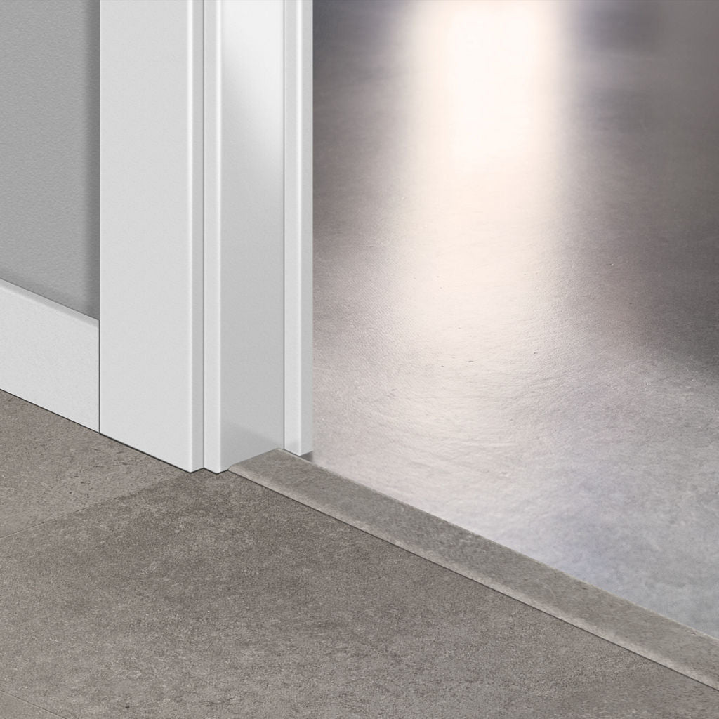 Лайстна PVC Incizo 40234 Бетон QSVINCP40234 2.00м