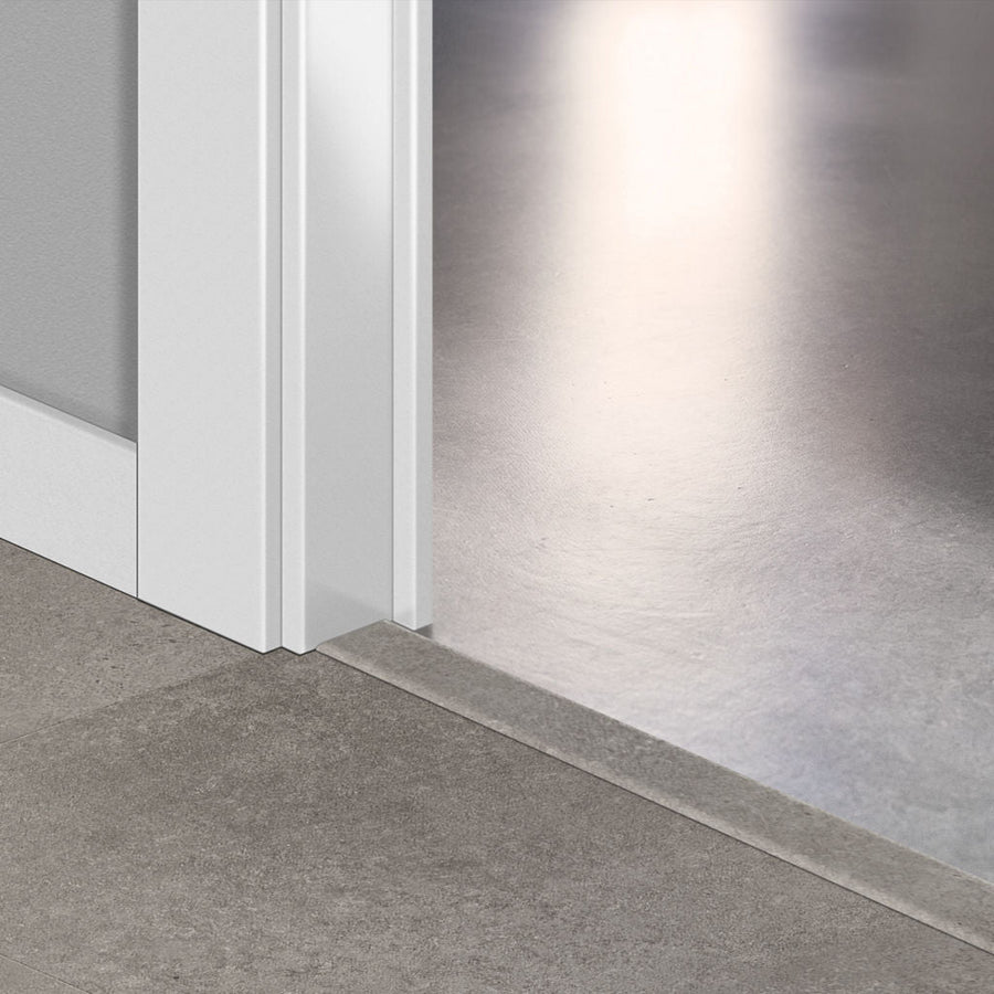 Лайстна PVC Incizo 40234 Бетон QSVINCP40234 2.00м